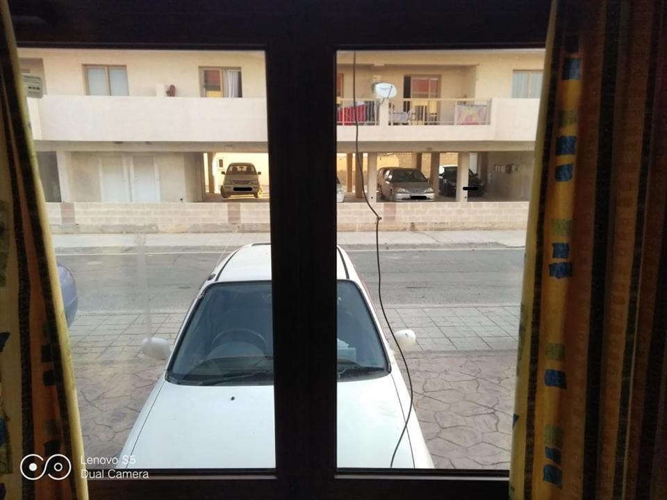-= =- Apartment *